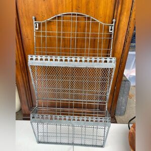 Gum Wire Store Countertop Wall Display Rack Basket Shelf NWOT mail sorting‎